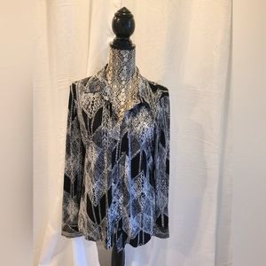 BCBG MAXAZRIA SZ XL Blouse NEW CONDITION.